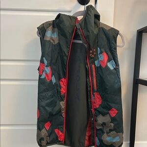 Maljo Womens Camouflage Green and Red Vest